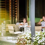 Crystls Aparthotel